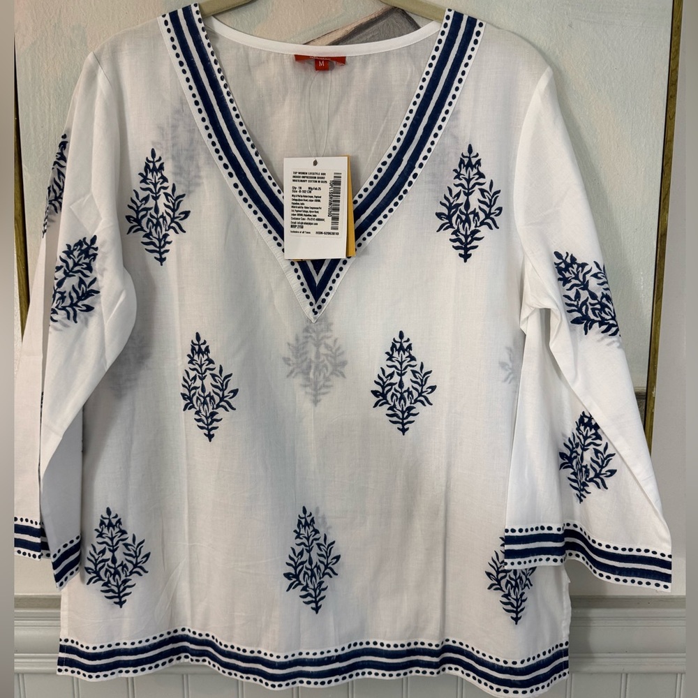 RATAN JAIPUR White And Blue Floral Vneck Casual Summer Cotton Blouse Size Medium